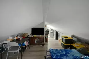 18 Whitman Ave, East Orange, NJ 07017 - Photo 22