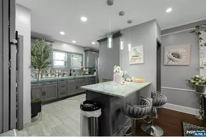 18 Whitman Avenue, East Orange, NJ 07017 - Photo 10