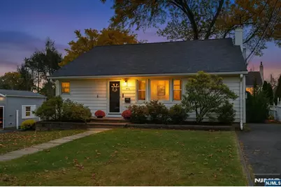 82 Grove Street, Waldwick, NJ 07463 - Photo 2