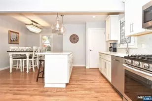 82 Grove St, Waldwick, NJ 07463 - Photo 8