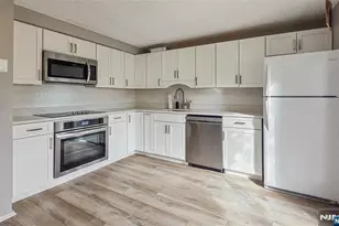 54 Bruen Ave C0001, Irvington, NJ 07111 - Photo 8