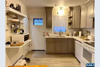 99 Morse Avenue, Rutherford, NJ 07070 - Photo 16