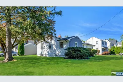 1 Crestwood Lane, Clark Township, NJ 07066 - Photo 26