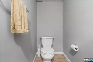 20 Dwight St, Wayne, NJ 07470 - Photo 38