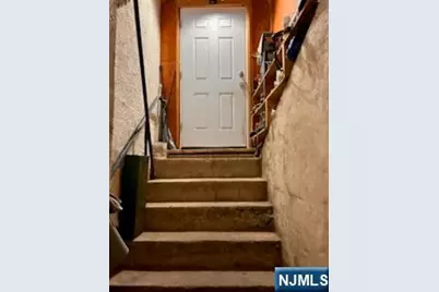 90 Dewitt Place, Hackensack, NJ 07601 - Photo 12
