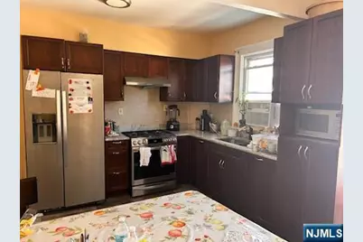 90 Dewitt Place, Hackensack, NJ 07601 - Photo 4