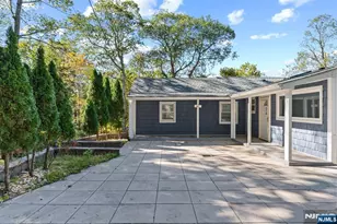 26 Rock Rd, West Milford, NJ 07480 - Photo 2