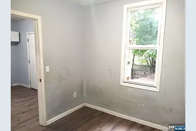 362 Chadwick, Newark, NJ 07112 - Photo 6