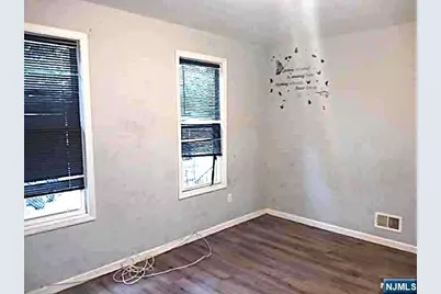 362 Chadwick, Newark, NJ 07112 - Photo 12