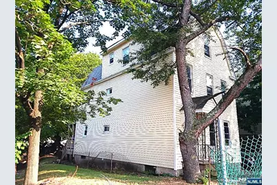 362 Chadwick, Newark, NJ 07112 - Photo 2