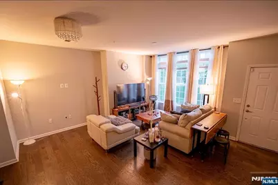26 Dahlia Lane, Garfield, NJ 07026 - Photo 14