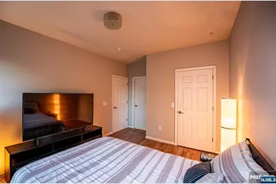 26 Dahlia Lane, Garfield, NJ 07026 - Photo 18