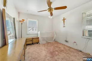 18 Ferncliff Rd, Jersey City, NJ 07305 - Photo 28