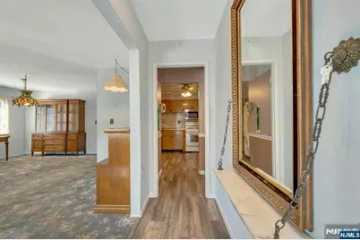 18 Ferncliff Road, Jersey City, NJ 07305 - Photo 2