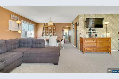 18 Ferncliff Road, Jersey City, NJ 07305 - Photo 20