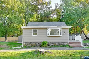 16 2nd Ave, West Milford, NJ 07480 - Photo 2