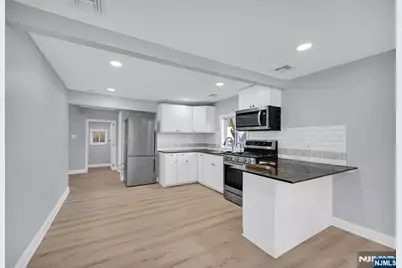 16 2nd Avenue, West Milford, NJ 07480 - Photo 6