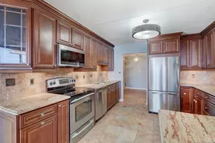 250 Gorge Road 16D, Cliffside Park, NJ 07010 - Photo 12