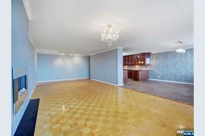 250 Gorge Road 16D #16D, Cliffside Park, NJ 07010 - Photo 4