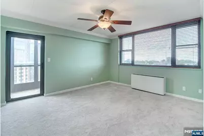 250 Gorge Road 16D #16D, Cliffside Park, NJ 07010 - Photo 26