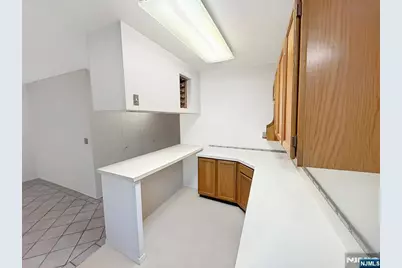 109 Grand Avenue 4H #4H, Englewood, NJ 07631 - Photo 8