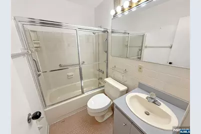 109 Grand Avenue 4H #4H, Englewood, NJ 07631 - Photo 14