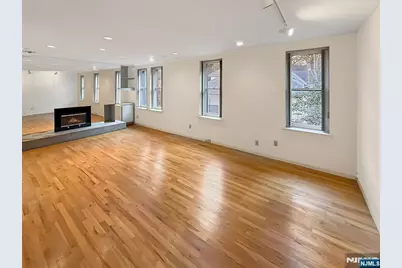 109 Grand Avenue 4H #4H, Englewood, NJ 07631 - Photo 2