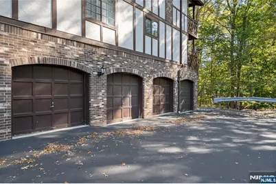 1006 Thoreau Court Bldg 10 #Bldg 10, Mahwah, NJ 07430 - Photo 32