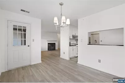 1006 Thoreau Court Bldg 10 #Bldg 10, Mahwah, NJ 07430 - Photo 16