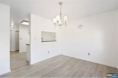 1006 Thoreau Court Bldg 10 #Bldg 10, Mahwah, NJ 07430 - Photo 14