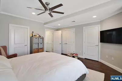 284 Knox Avenue A #A, Cliffside Park, NJ 07010 - Photo 10