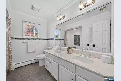 141 W Oak Street, Ramsey, NJ 07446 - Photo 32