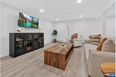 141 W Oak Street, Ramsey, NJ 07446 - Photo 36