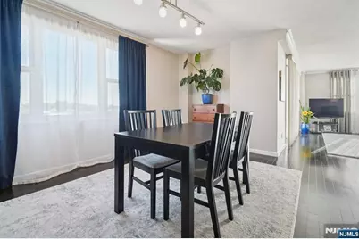 555 North Avenue 6F #6F, Fort Lee, NJ 07024 - Photo 10