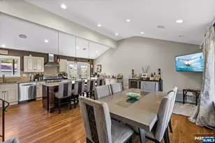 375 Winifred Dr, Totowa, NJ 07512 - Photo 10