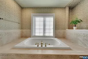 186 E Saddle River Rd, Saddle River, NJ 07458 - Photo 22