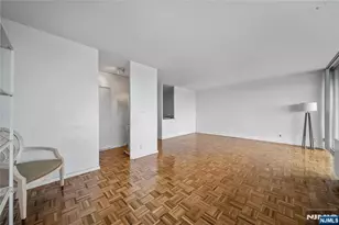 5 Horizon Road 412, Fort Lee, NJ 07024 - Photo 14