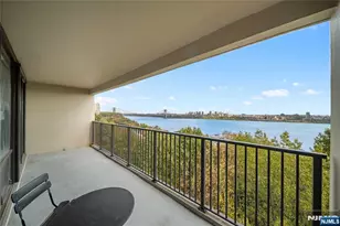 5 Horizon Road 412, Fort Lee, NJ 07024 - Photo 10