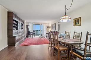 555 North 21M, Fort Lee, NJ 07024 - Photo 6