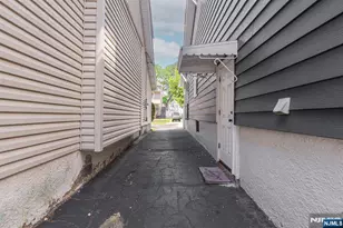 39 Summit St, Ridgefield Park, NJ 07660 - Photo 28