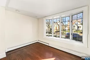 331 Mountain Wy, Rutherford, NJ 07070 - Photo 4