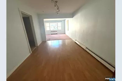 79 Blauvelt Avenue, Dumont, NJ 07628 - Photo 18