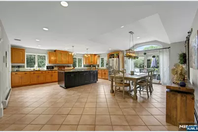 11 Timberlane Road, Upper Saddle River, NJ 07458 - Photo 4