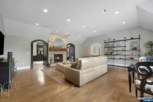 11 Timberlane Rd, Upper Saddle River, NJ 07458 - Photo 12