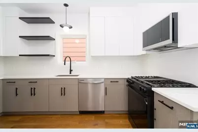 67 Virginia Avenue 2 #2, Jersey City, NJ 07304 - Photo 4
