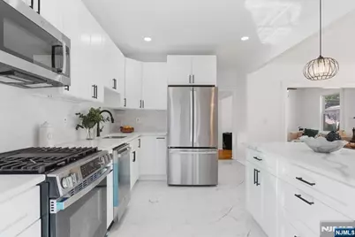 157 Demott Avenue, Clifton, NJ 07011 - Photo 22