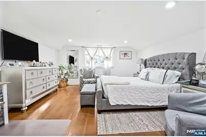 17-21 Barnard Place, Elizabeth, NJ 07208 - Photo 12