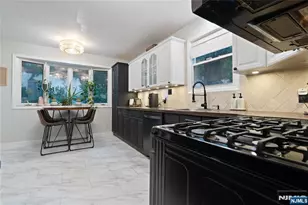 91 Mountainside Terrace, Clifton, NJ 07013 - Photo 12