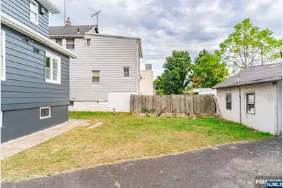 47 Lindsley Avenue, Irvington, NJ 07111 - Photo 22