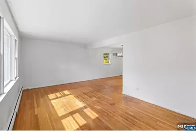 37 Demarest Avenue, Oakland, NJ 07436 - Photo 6